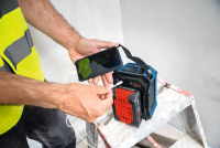 Bosch Akku-Bluetooth-Lautsprecher GPB 18V-1 C inkl. Akkuabdeckung (solo;C)